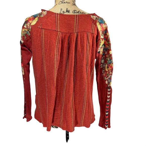 Anthropologie Embroidered Top - Picture 5 of 9